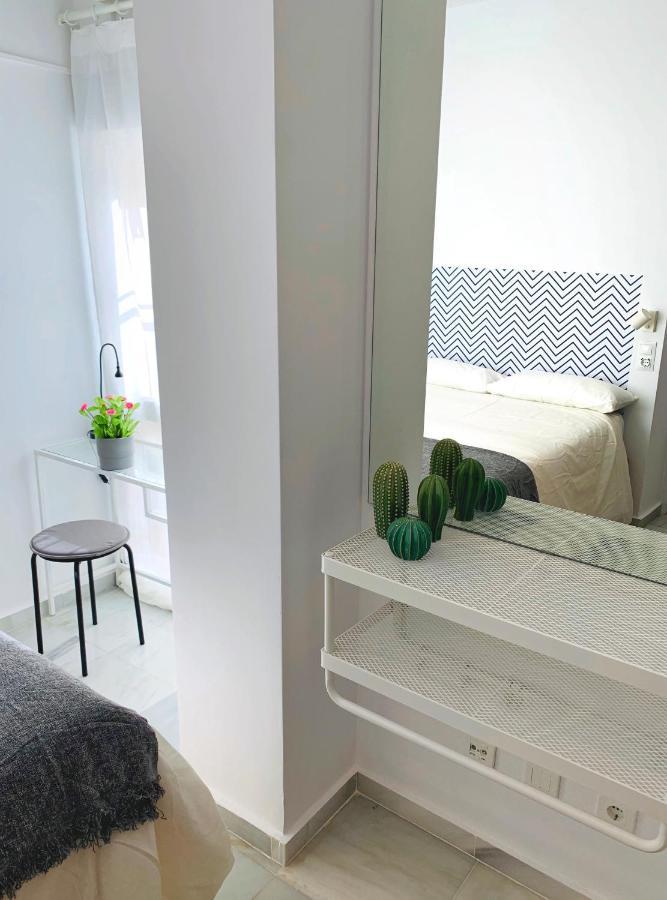 Апартаменты Malaga Centric Best Location And Comfort In Malaga Center Экстерьер фото