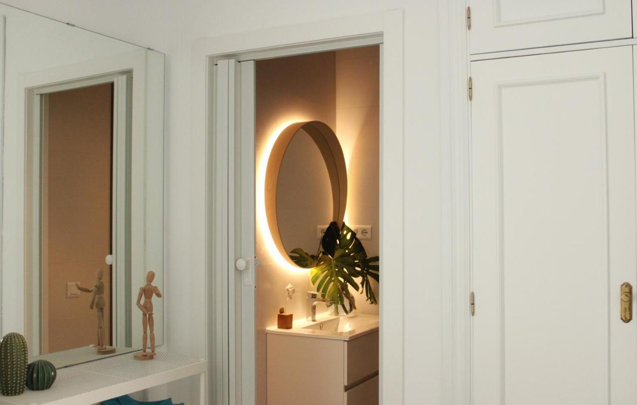Апартаменты Malaga Centric Best Location And Comfort In Malaga Center Экстерьер фото